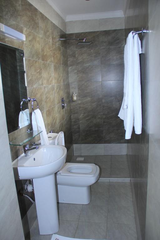 Brownie'S Guesthouse Lake Elementaita Quarto foto